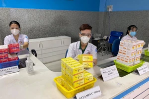 TP.HCM: Bệnh viện Nhi đồng 1 chuẩn bị bàn giao 200.000 túi thuốc cho F0