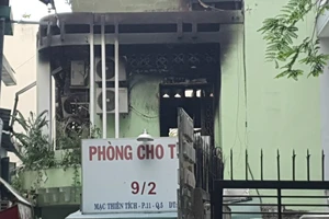 Cháy nhà ở quận 5, hai người tử vong