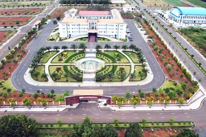 Cận cảnh hai Trung tâm hành chính ‘khủng’ sắp sáp nhập tại Bình Phước