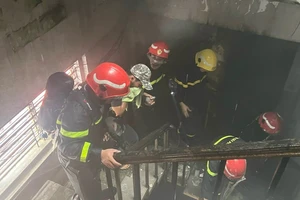 Đám cháy bùng phát tại căn nhà 4 tầng ở TP.HCM