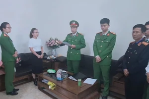 1 phụ nữ đăng thông tin sai sự thật trên mạng xã hội bị bắt