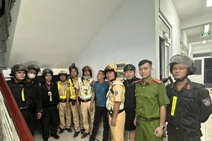 Kẻ cướp xe thều thào với CSGT 'chạy mệt rồi, em không chạy nữa'