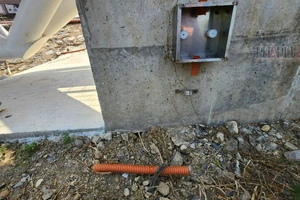 Đề nghị công an điều tra việc mất cắp tại công trình chỉnh trang kiến trúc cầu Cỏ May