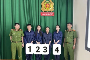 Công an triệt phá tụ điểm mại dâm núp bóng nhà hàng ở TP.HCM