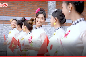 Chiêm ngưỡng bộ sưu tập áo dài tôn vinh văn hóa Việt – Nhật