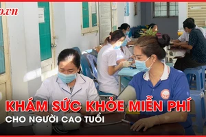 TP.HCM: Người cao tuổi phấn khởi khi được khám sức khỏe miễn phí