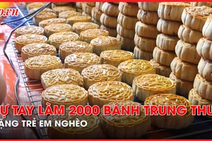 Tự tay làm 2.000 bánh trung thu tặng trẻ em nghèo TP.HCM