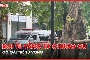 Video: Cô gái trẻ rơi từ tầng 19 chung cư xuống đất tử vong