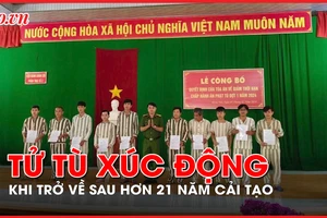 Video: Tử tù xúc động khi được trở về sau hơn 21 năm cải tạo
