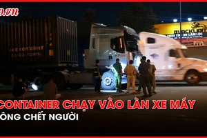 Xe container chạy vào làn xe máy, tông chết người