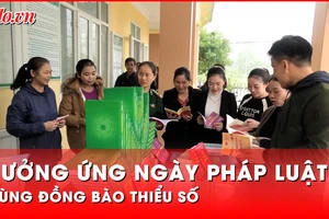 Người dân khu vực biên giới Quảng Bình hưởng ứng ngày Pháp Luật Việt Nam