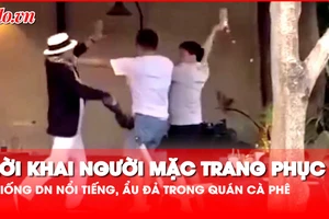 Video: Người đàn ông mặc trang phục giống doanh nhân nổi tiếng, ẩu đả trong quán cà phê khai gì?