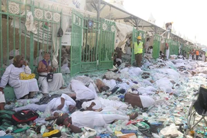 Số người chết vụ giẫm đạp Mecca là 1.100 người