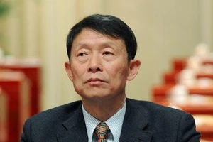 'Vây cánh' của Chu Vĩnh Khang lãnh 12 năm tù vì tham nhũng