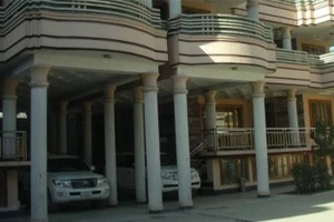 Lầu Năm Góc 'chơi sang' chi 150 triệu USD thuê biệt thự cho nhân viên 