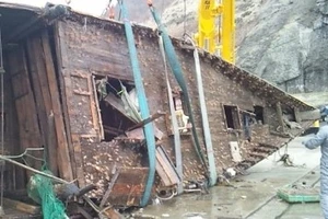 Nhật phát hiện thêm một ‘tàu ma’ chở 4 thi thể bí ẩn