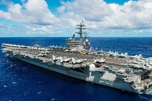 Tàu ngầm Trung Quốc tấn công giả định tàu sân bay Mỹ 