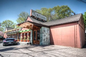  Ăn mừng, đòi nghỉ việc vì ngỡ mình trúng số gần tỉ USD 