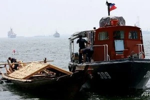 Philippines bắt 2 tàu cá Trung Quốc đánh bắt trộm
