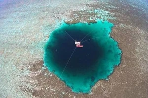 Phát hiện ‘hố tử thần’ sâu nhất thế giới ở biển Đông