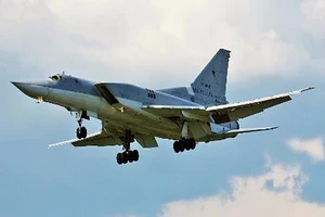 6 máy bay ném bom Nga hủy diệt nhà máy vũ khí hóa học IS