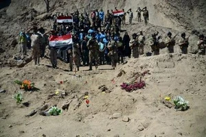 Iraq treo cổ 36 kẻ 'máu lạnh' thảm sát cả trại lính