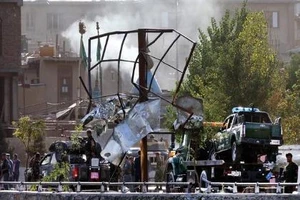 Afghanistan: Cảnh sát đấu súng nhiều giờ, giải cứu 42 con tin