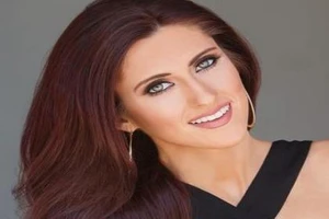 Thí sinh hoa hậu Mỹ thừa nhận là người đồng tính