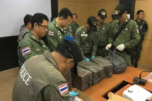 Thái Lan bắt kẻ âm mưu đánh bom ngay giữa quốc tang