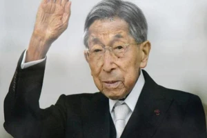 Hoàng tử lớn tuổi nhất của Nhật Bản qua đời