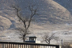 Trung Quốc bí mật xây căn cứ quân sự sát Triều Tiên