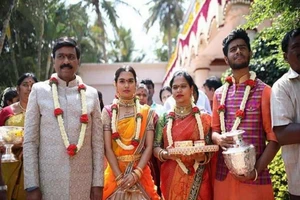 Cựu quan chức làm đám cưới con gái 74 triệu USD 