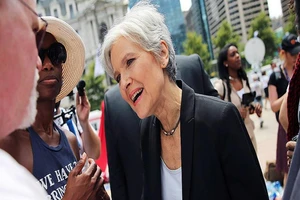 Mỹ: Bang Wisconsin sắp kiểm lại phiếu