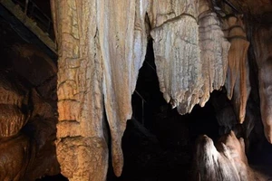 Trung Quốc phát hiện 49 hố địa ngục 