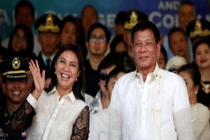 Phó tổng thống Philippines từ chức vì bị cấm họp