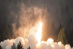 Nga tố Kiev dùng tên lửa đạn đạo nhắm vào dân thường