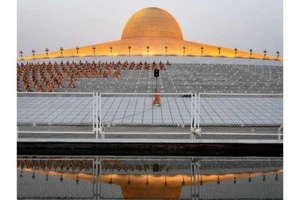 Tìm thấy đường hầm 1,5 km dưới ngôi chùa bị vây ráp