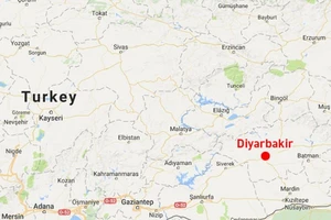 Nổ lớn tại Thổ Nhĩ Kỳ trước thềm trưng cầu dân ý