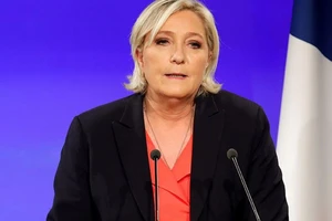 Bà Le Pen muốn lập lực lượng chính trị mới sau thất bại