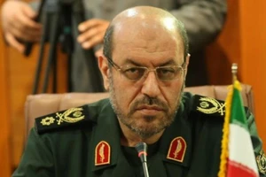 Iran dọa càn quét Ả Rập Saudi 'không chừa lại gì'