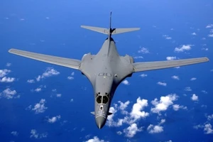 Triều Tiên tố oanh tạc cơ Mỹ áp sát không phận