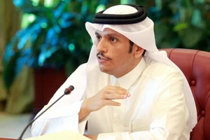 Qatar thề không đầu hàng trước khủng hoảng
