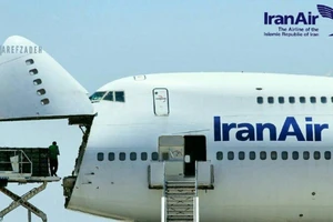 Iran tung 5 máy bay/ngày chở lương thực tiếp tế Qatar