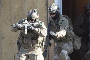 Xạ thủ Canada bắn chết tay súng IS ở cự ly 3,5 km