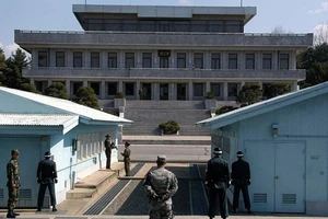 Hàn Quốc muốn đối thoại quân sự với Triều Tiên