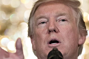 Ông Trump dọa ‘mạnh tay’ với Venezuela