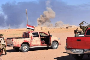 Nga bị tố ném bom phe đối lập do Mỹ hậu thuẫn