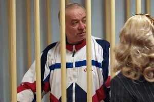 Nga đối chất Anh 14 câu hỏi vụ hạ độc điệp viên Skripal
