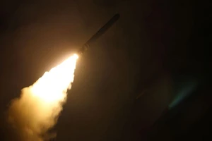 Mỹ tốn bao nhiêu cho vụ dội tên lửa Syria?