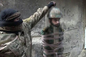 IS hành quyết lính Syria bằng buộc thuốc nổ vào đầu